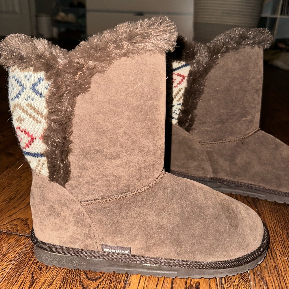 brown boot